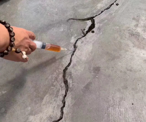 鼓楼混凝土裂缝修补技术详解​